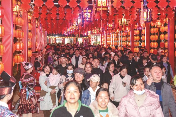 开云(中国)kaiyun网页版登录入口数字馆通过丰富的多媒体